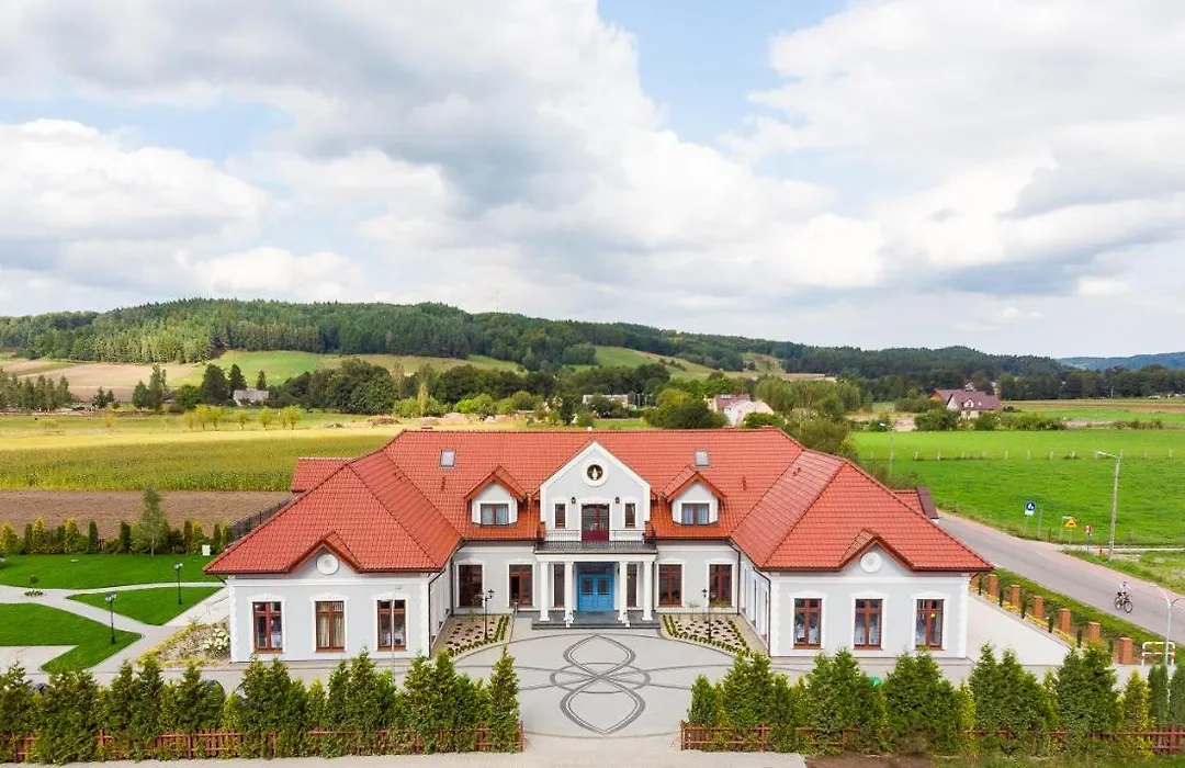 Dworek Czardasz Strzebielino - Wejherowo-1