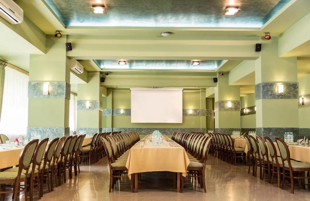 Kompleks restauracyjno-noclegowy Rubikon-1
