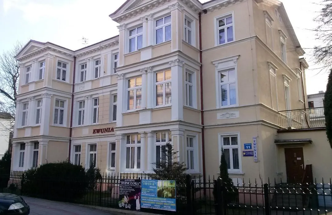 Osrodek Wczasowy "Ewunia"-1