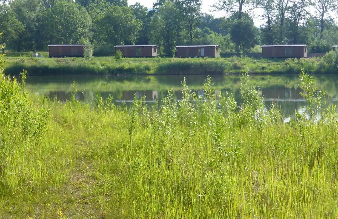 Domki przy plaży-1
