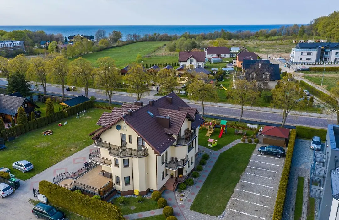 Willa Pionier-1