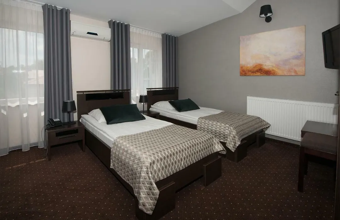Hotel Capitol-1
