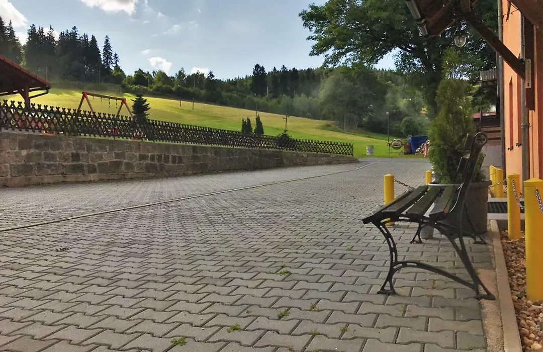 Pokoje Gościnne w Dolinie Szczęścia-1