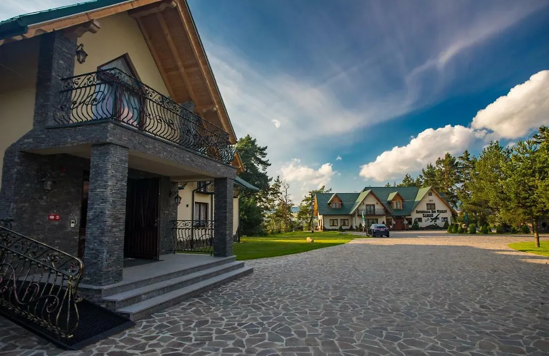 Hotel *** Rancho Lot-1