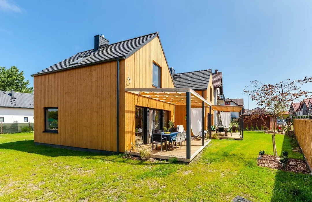 Domki Rosse Z Sauna I Kominkiem Niedaleko Plazy-1