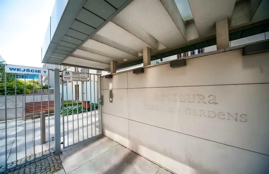 Very Berry - Maratonska 3 - Business Apartment, Garden, Check In 24H-1