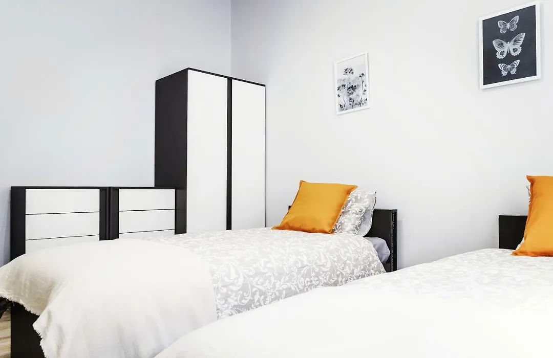 Apartament Fioletowy Krakowskie Przedmieście 26-1