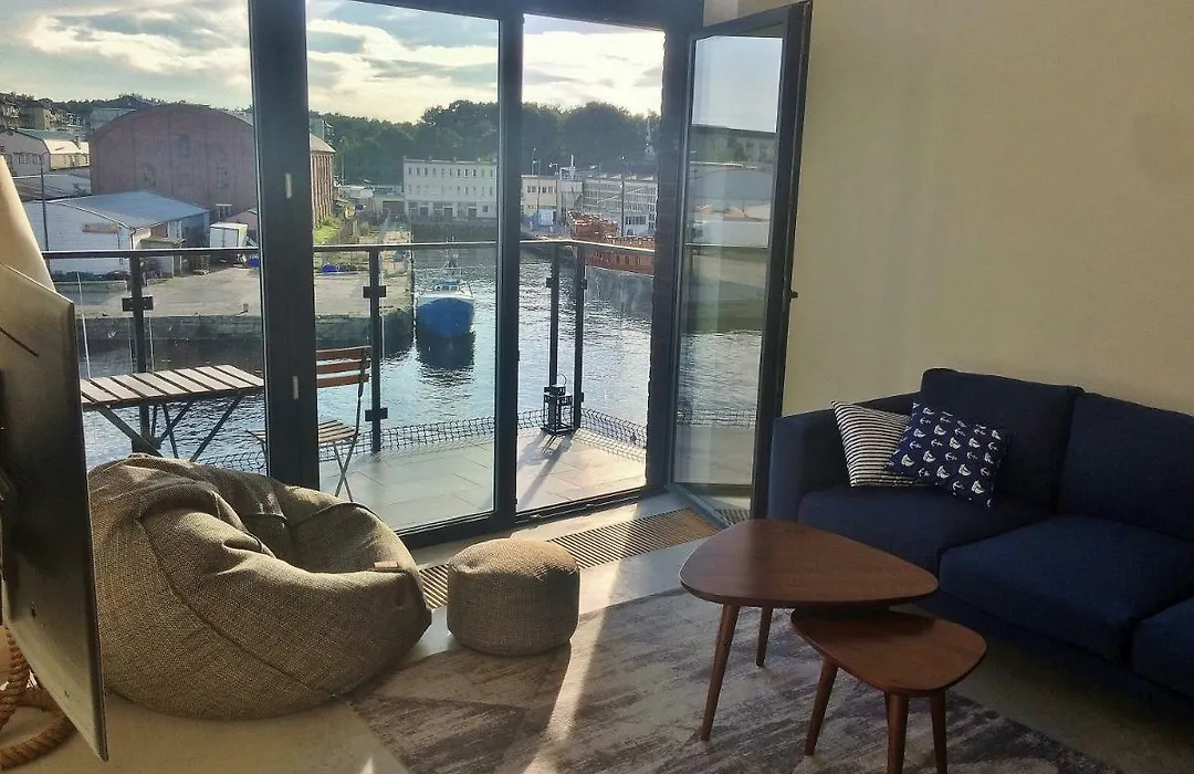 Apartamenty Port Ustka centrum nad wodą z miejscem garażowym-1