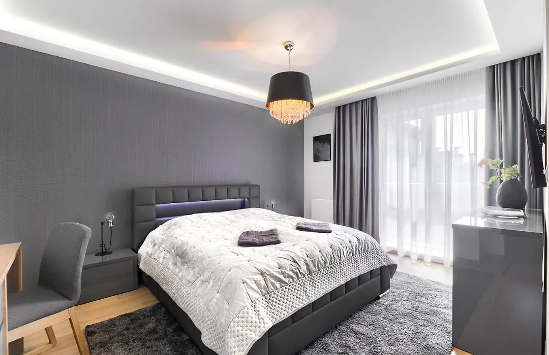 Toress Apartamenty Deptak-1