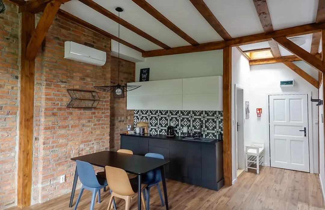 Apartamenty toruńskie pod Krzywą Wieżą-1