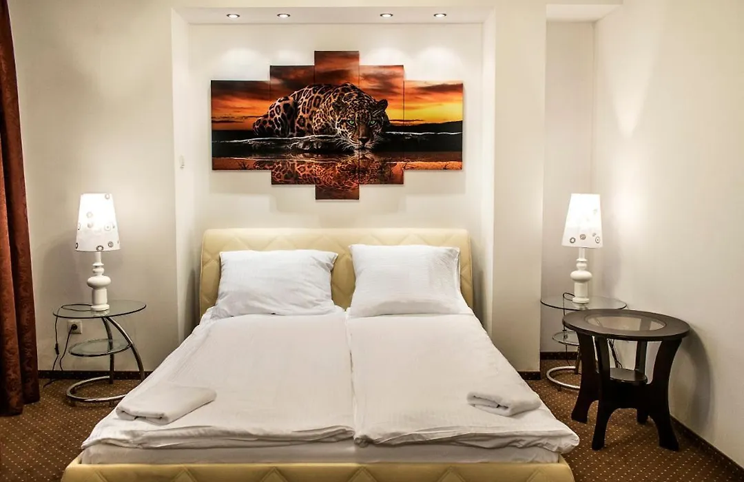 Hotel Hensch-1
