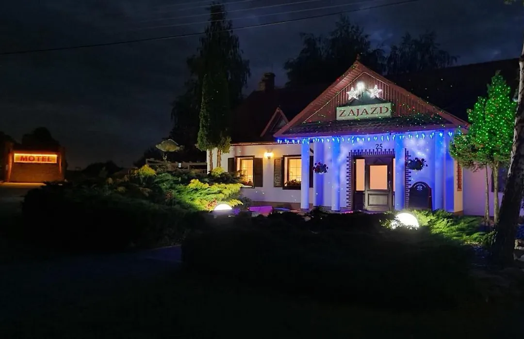 Pod Basztą Restauracja i Noclegi-1