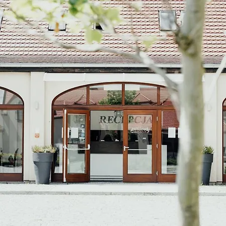 Hotel Pałac Krotoszyce Basen&Spa-3