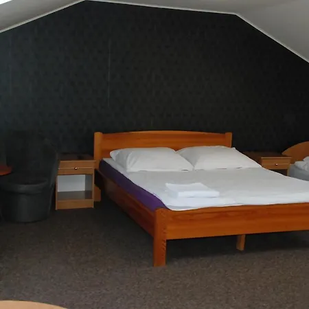 Hotelik Manhatan-2