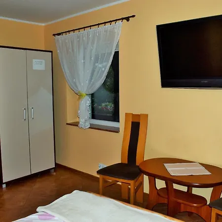 Pokoje Nad Rzeka-3