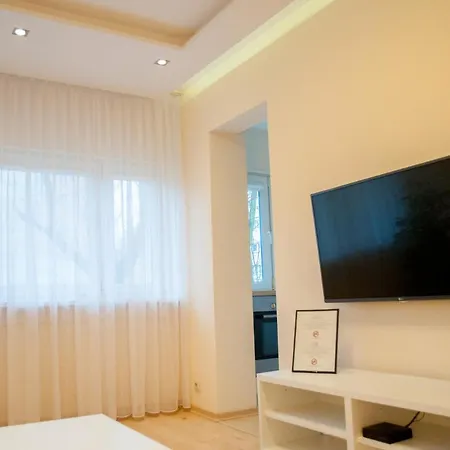 Apartament Turoszowska-2