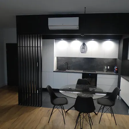 Black&White Apartment Bis - Małe Garbary 8-2