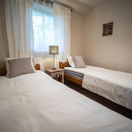 TATRAHOLIDAY - Apartament Pod Srebrzystą Sosną-2