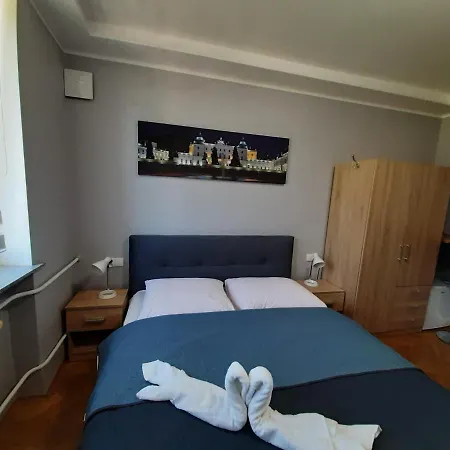 Doba Rent POKOJE CENTRUM PAŁACOWA-3