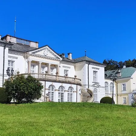 Pokoje Gościnne Pałac w Balicach Instytut Zootechniki PIB-3