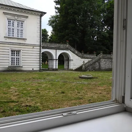 Pokoje Gościnne Pałac w Balicach Instytut Zootechniki PIB-2