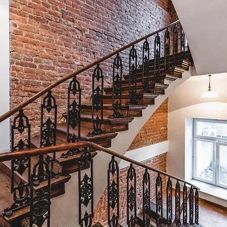 Apartament Brązowy Narutowicza 11-3