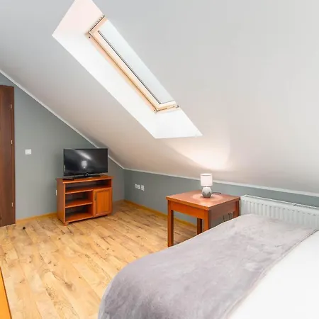 Awenturyn - Pokoje Apartamenty Noclegi Grzybowo-2