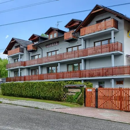 Willa Cyprys - pokoje i apartamenty z aneksami - Centrum-2