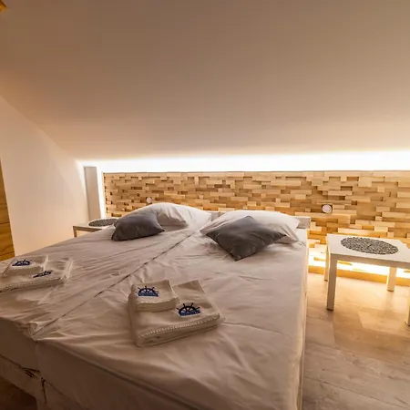 Promenada Apartamenty i Domek Nad Jeziorem-3