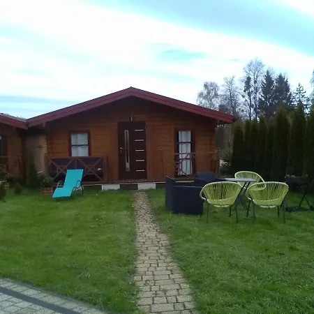 Domek drewniany na skraju Mikołajek-2