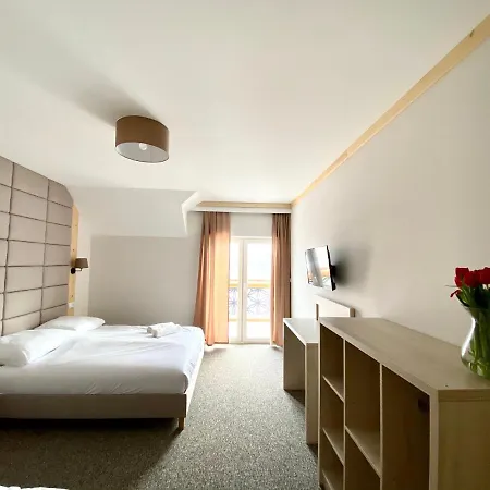Karolowy pokoje&apartamenty-2