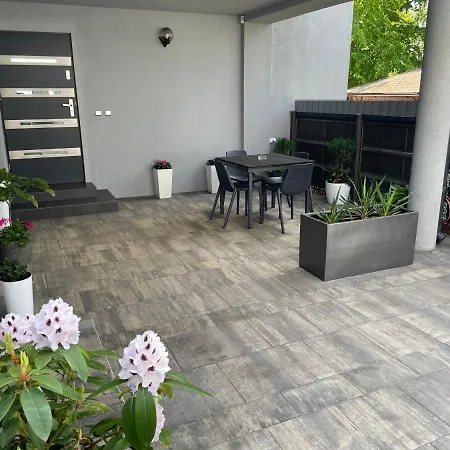 Sizen Rewal - Pokoje Goscinne Noclegi Apartament Z Osobnym Wejsciem Taras Wi-Fi-2