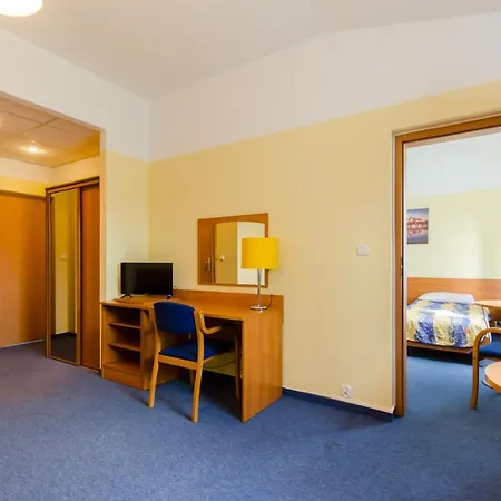 HOTEL A4 Airport Kraków MOP Morawica-2