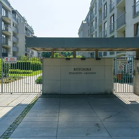 Maraton Gardens Apartments By Noclegi Renters-3