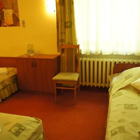 Ośrodek Szkoleniowo Wypoczynkowy Nikifor-2
