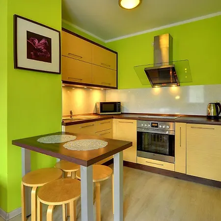 Nowoczesne Apartamenty Sun Seasons 24 w Karpaczu z Parkingiem by Noclegi Renters-2