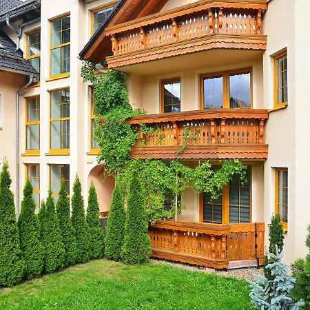 Nowoczesne Apartamenty Sun Seasons 24 w Karpaczu z Parkingiem by Noclegi Renters-3