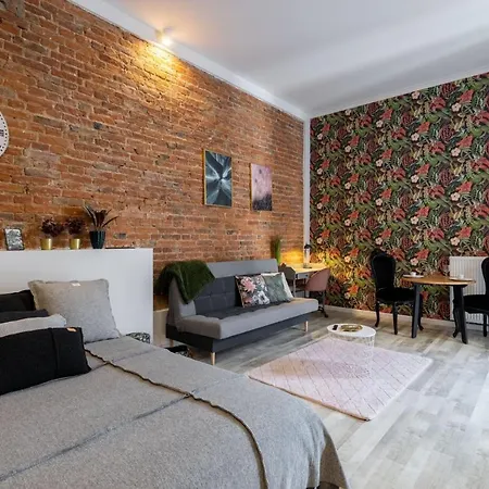 18 Apartamenty Manufaktura Centrum Miasta Legionów 18 Parking na terenie-2