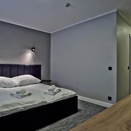 Hotel Made in Napoli by Siervo Międzybórz-3