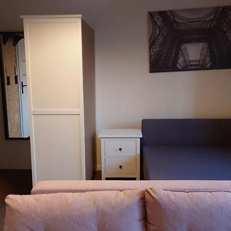 Apartamenty Stonehenge-2