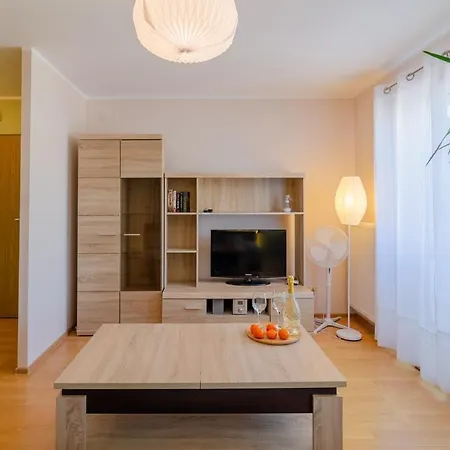 Holiday Home Neptun 12 dwupoziomowy, 2 łazienki, 2 sypialnie, balkon-3