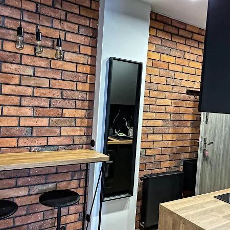 Victoria Apartments Iii, Sobieskiego Street-2