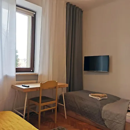 Ohotelik Pensjonat w Poniatowej-3