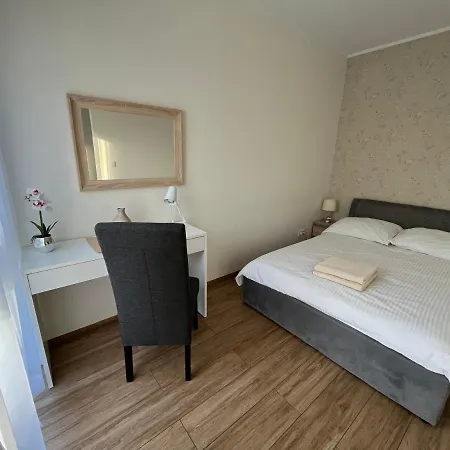 Apartamenty Zacisze DeLuxe-3