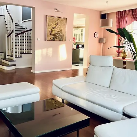 Luxury Villa - Jessapart Walendia-3
