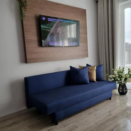 Q Apart Enter- 2 pokojowy klimatyzowany apartament przy Manufakturze z garażem Gratis, FV-2