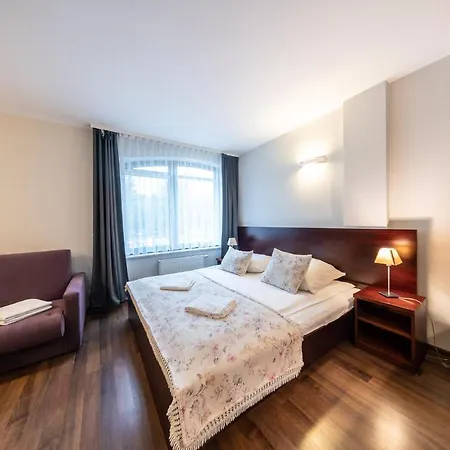 Pokoje I Apartamenty ,,Lesne"-2