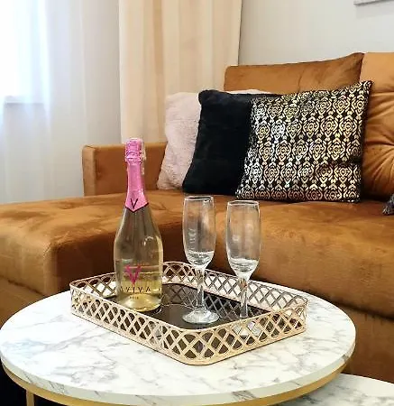 Vip Room 2+2-2