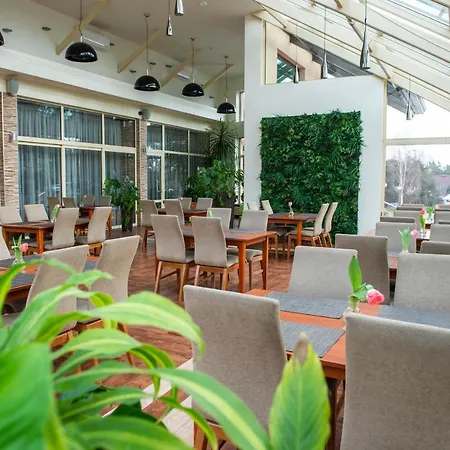 Hotel Ostaniec-3