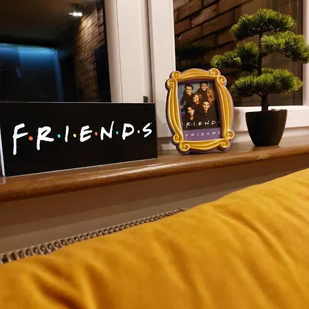 Friends House-3